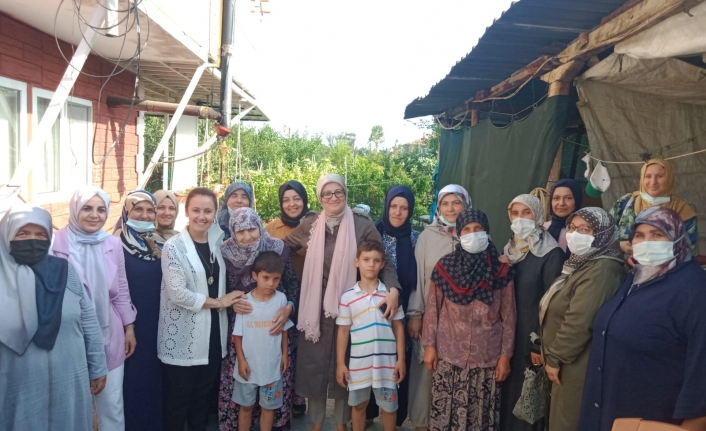 Durmadan yorulmadan halkın içinde