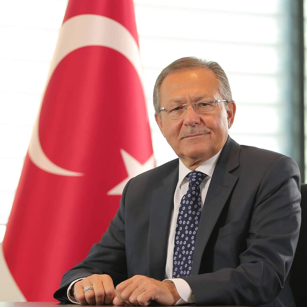 Eski Balıkesir Büyükşehir Belediye Başkanı Ahmet Edip Uğur vefat etti