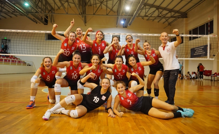 Ayvalık Sporda Da Dolu Dizgin Devam Ediyor