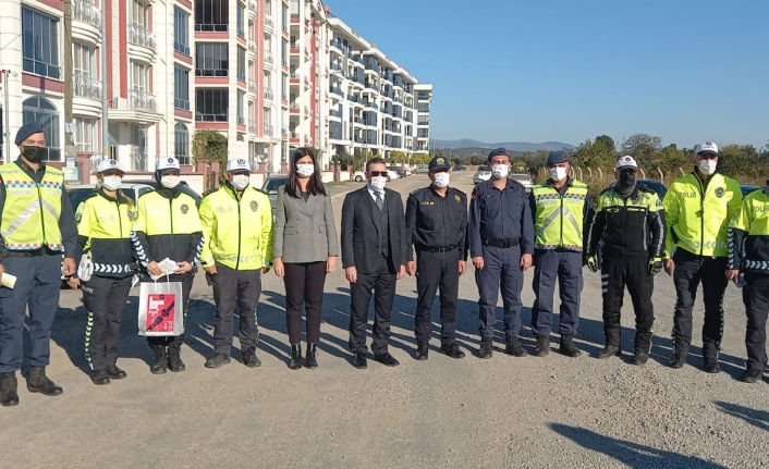 Edremit’te “Bi Hareketine Bakar Hayat” uygulamasına destek