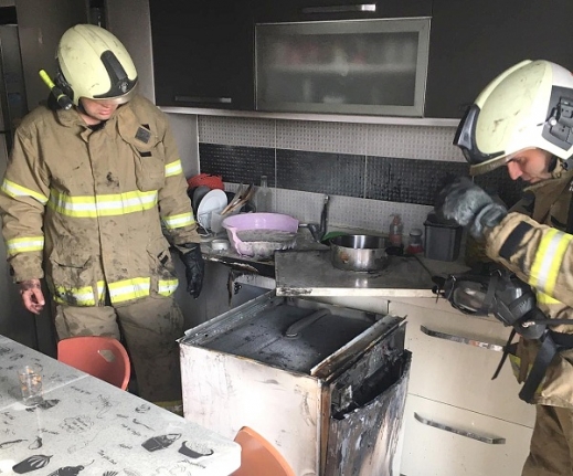 Edremit’te bulaşık makinesinden yangın çıktı  