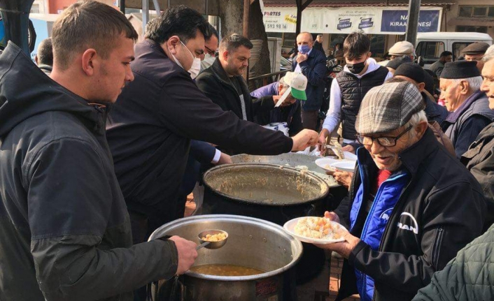 Havran’da deveci hayrında kaymakam ve başkan kazanın başına geçti