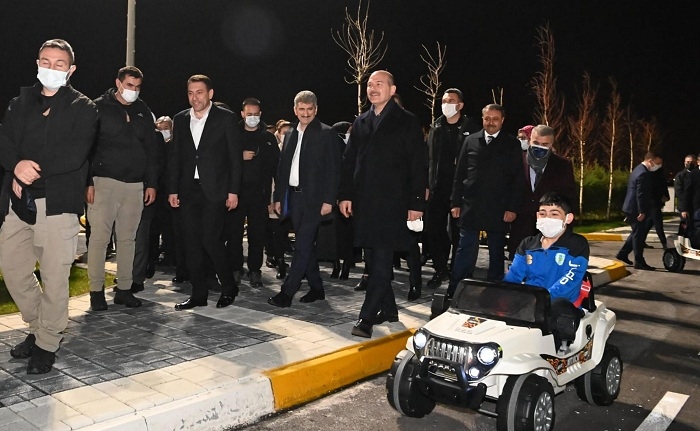 Balıkesir'de Çocuk Trafik Eğitim Parkı'nı Bakan Soylu açtı