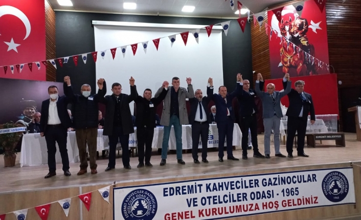 Edremit  Kahveciler Odası'nda seçim heyecanı.