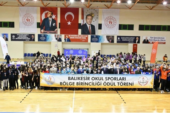 Okul Sporları Bölge Finallerinde Havran Başarısı