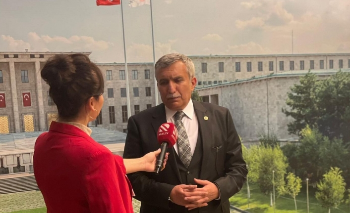 AK Partili Subaşı, Susurluk Belediyesi'ni yanlıştan dönmeye çağırdı