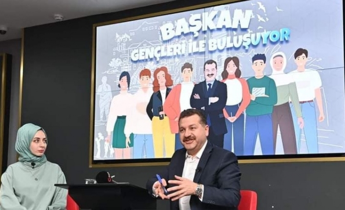 Başkan Yücel Yılmaz, 10 Numaralı şehrin, 10 numaralı gençleri ile buluştu