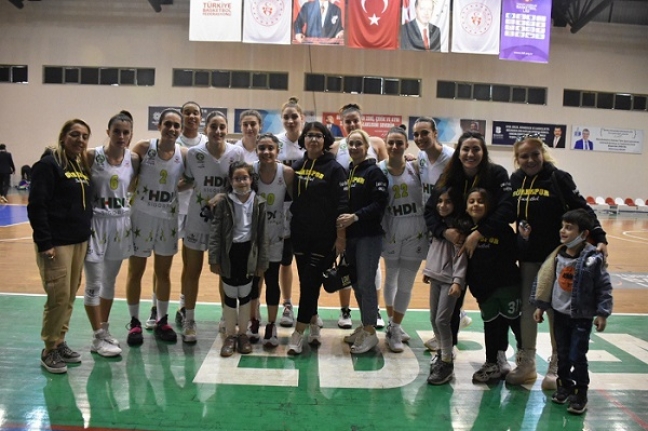 Edremit Belediyesi Gürespor, rakibini 87-73 mağlup etti