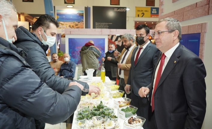 İstanbul'da Ayvalık lezzetine hucüm ettiler