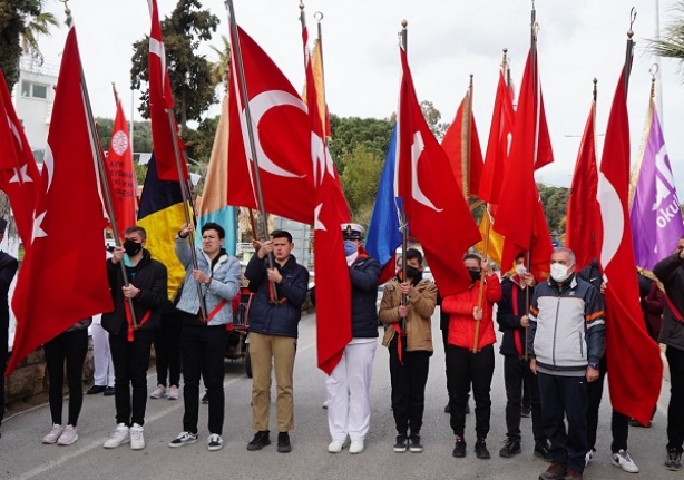 Çanakkale Şehitleri İçin Ayvalık'ta Anma Töreni