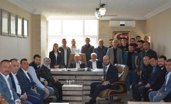 Ak Parti Balıkesir İl Teşkilatı, İlçe programının on yedinci gününde Manyas’taydı