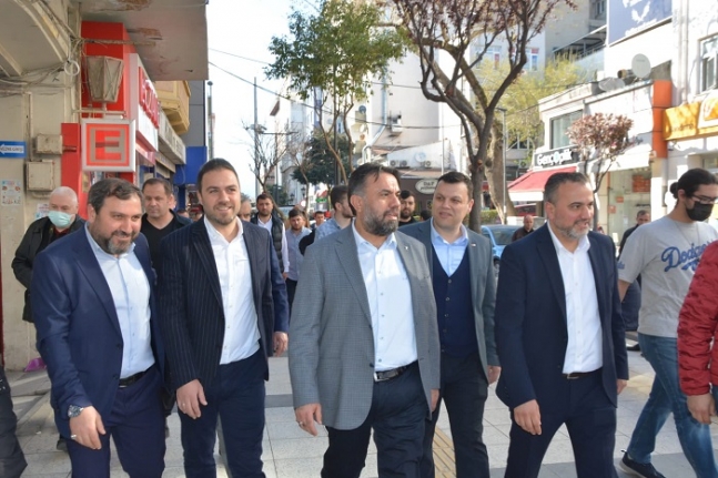 Ak Parti Balıkesir İl Teşkilatı, sabah Karesi’de, öğleden sonra Bandırmada’ydı