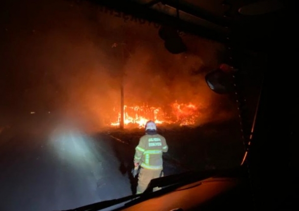 Bandırma'da korkunç yangın