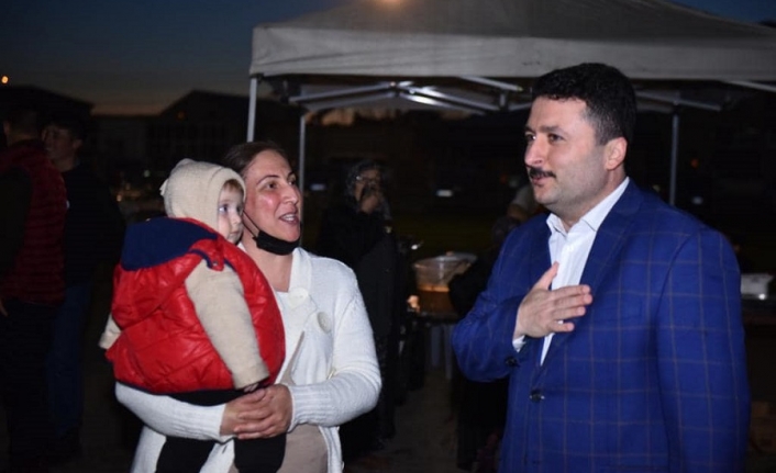 Başkan Hasan Avcı da vatandaşların evine iftara misafir oluyor.
