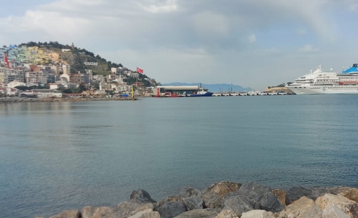 Kuşadası’ndan haftanın 3 günü cruise: Rota Yunan Adaları!