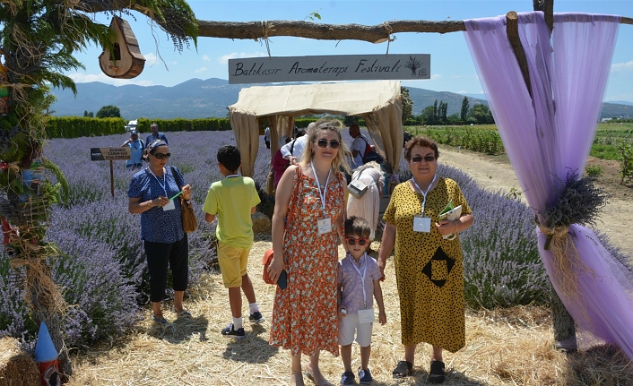 BAÇEM’de aromaterapinin şifalı dünyasına yolculuk başladı