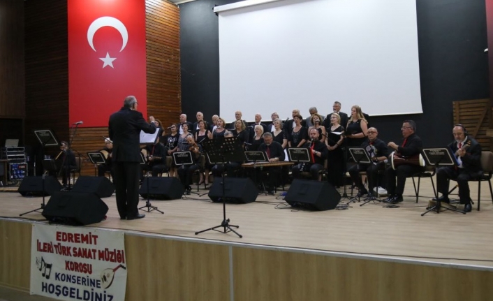 Ünlü klarnet virtüözü ve bestekar Şükrü Tunar konserle anıldı