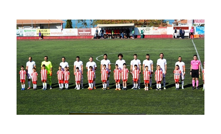 Ayvalık Gücü Belediye Spor Bayram Paşa’yı Farklı Yendi: 4-1