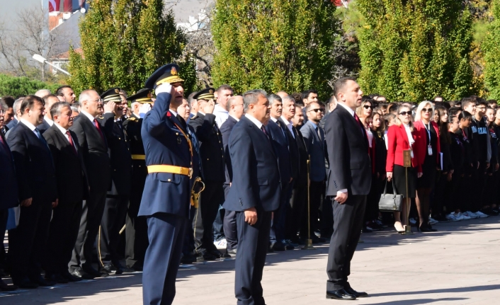 Balıkesir'de  99. yıl coşkusu..