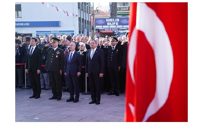 9'U 5 Geçe Tüm Ayvalık Sessizliğe Büründü