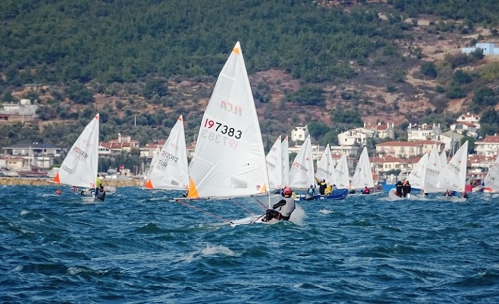 Ayvalık'ta yelken yarışları heyecanı