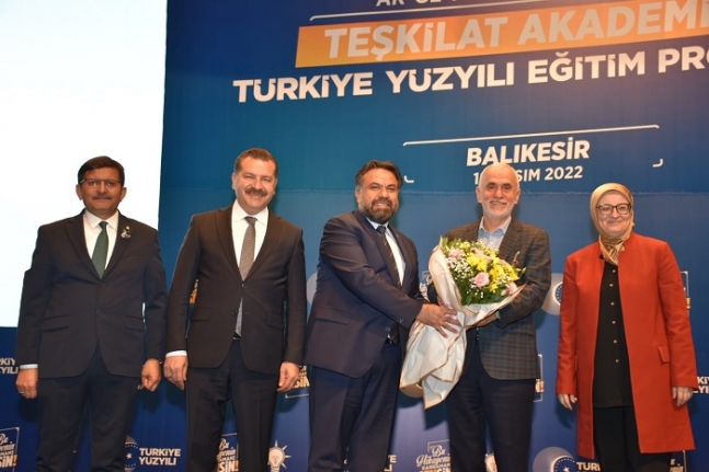 Balıkesir'de "Teşkilat Akademisi Türkiye Yüzyılı Eğitim Programı"