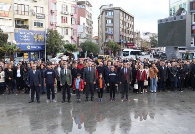 Burhaniye'de öğretmenlere yemek düzenlendi