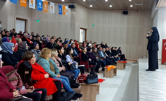 Edremit'te "Türkiye Yüzyılı" Konferansı