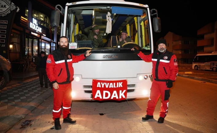 Ayvalık ADAK deprem bölgesine koştu