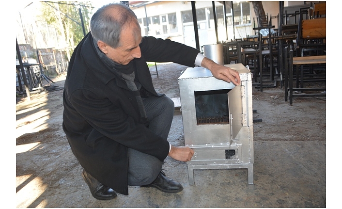 Ayvalıklı Öğretmen ve Öğrenciler Depremzedeler için kenetlendi