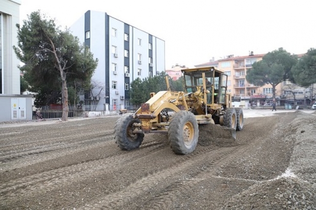 Burhaniye’de Eski Hastane Yeri Otopark Oldu