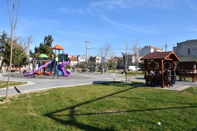 Büyükşehir’den Bandırma’ya 4 Yeni Park