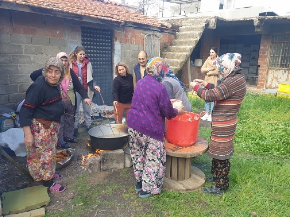 Burhaniye’de Ramazan Öncesi Lokma Hayırları Arttı