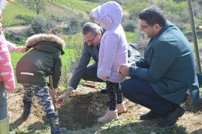 Günün Haberi: "Geleceğe Nefes" Olacak Fidanlar Minik Ellerle Toprakla Buluştu