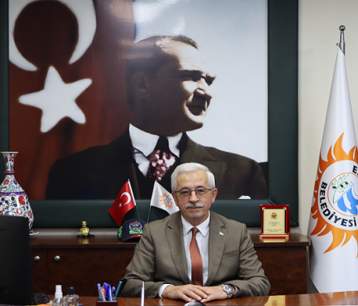 Son Dakika: Erdek Belediye Başkanı Burhan Karışık bıçaklı saldırıya uğradı