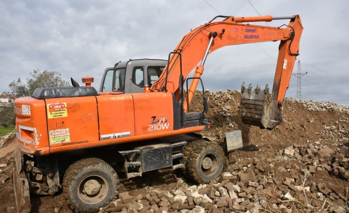 Taş Kırma Makinesi İle Ekonomiye Katkı Sağlanıyor