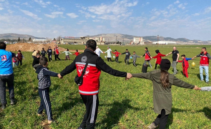 Balıkesir'de Psikososyal Destek Çalışmaları Aralıksız Her Noktada Sürüyor