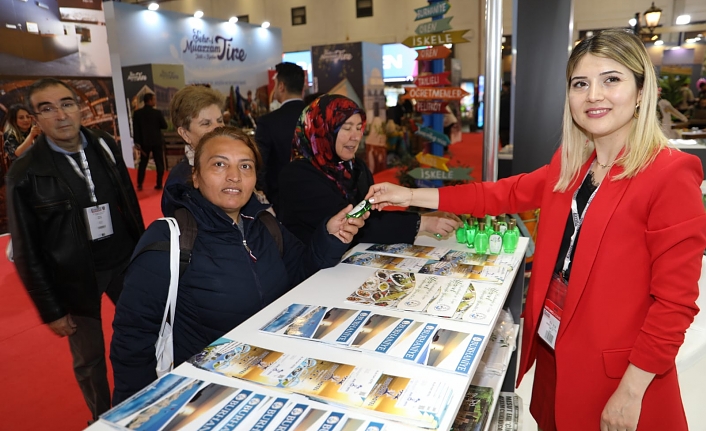 Burhaniye Belediyesi EMİTT'de Ziyaretçilerini Ağırlıyor