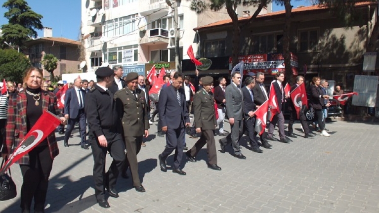 Burhaniye'de Atatürk’ün ilçeyi ziyaretinin 89.yıldönümü