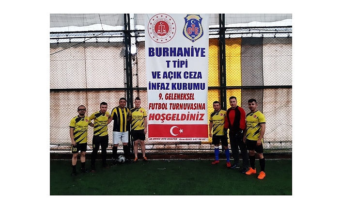 Burhaniye’de Geleneksel Futbol Turnuvası İlgi Gördü