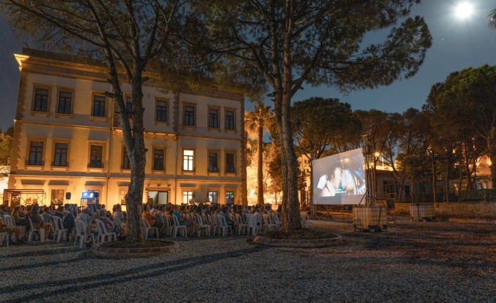 Ayvalık’ta Sinema Dolu Günler Başladı