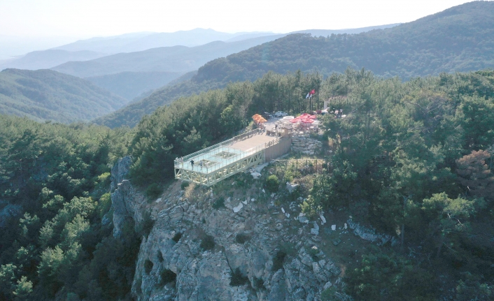 Cam Seyir Terası’nın yolu tamamlandı