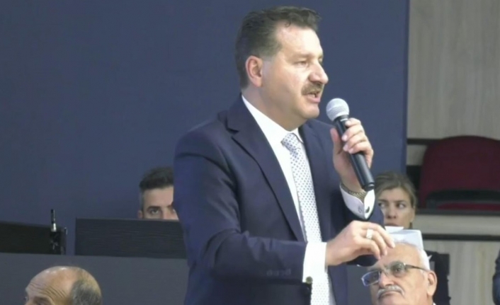 Başkan Yılmaz, vatandaşlara  "Arıtma tesisi yapılsın istemeyen, Edremit Belediyesi Meclis üyelerini size şikâyet ediyorum"