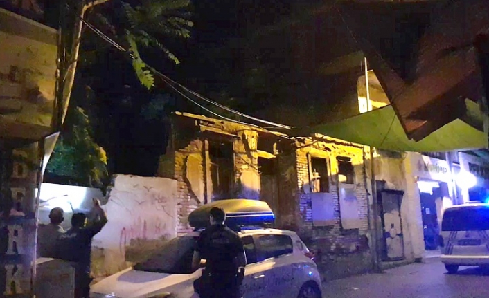 Edremit’te polisten kaçan şüpheli ağaca çıktı  