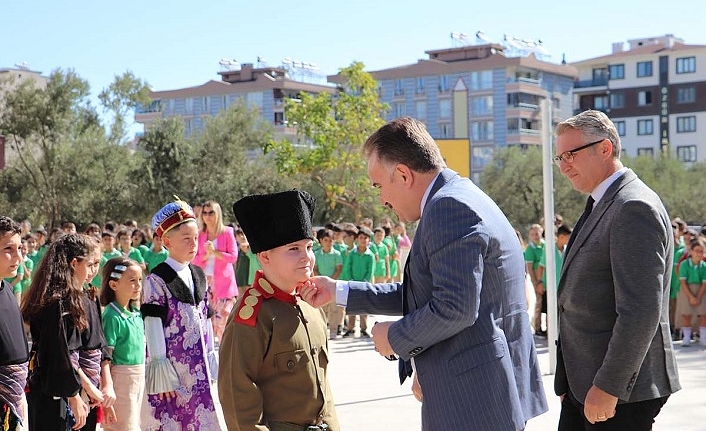 Kaymakam Ahmet Odabaş ”İlköğretim Haftası ”Kutlamasında Çocuklarla