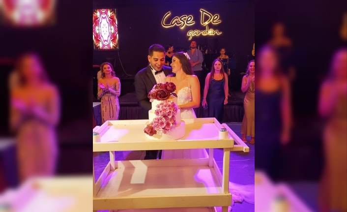 Özge ile Can bir ömür boyu mutluluğa yelken açtı