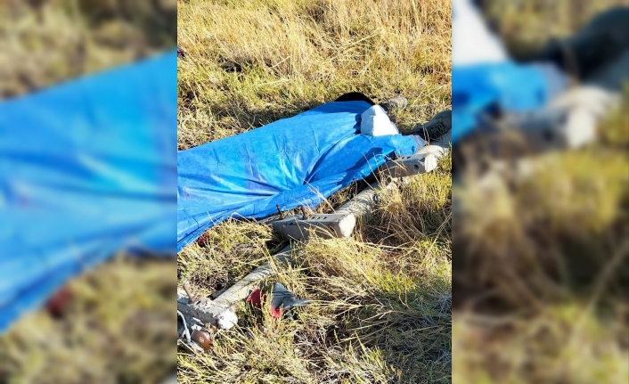Burhaniye’de direk altında kalan işçi hayatını kaybetti