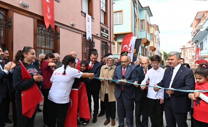 Büyükşehir’den 100. yıla yakışan kutlama