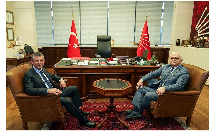 Başkan Deveciler Ve CHP Genel Başkanı Özgür Özel Genel Merkezde Buluştu