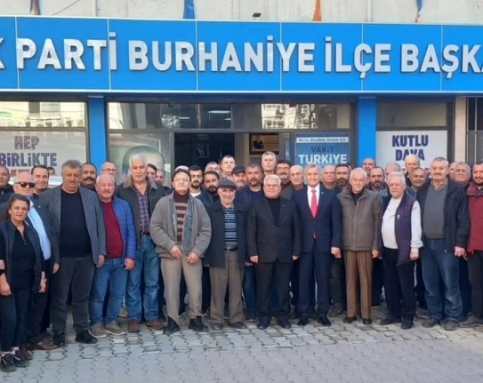 Cemal Akkılıç Burhaniye Belediye Başkanlığı için aday adayı oldu